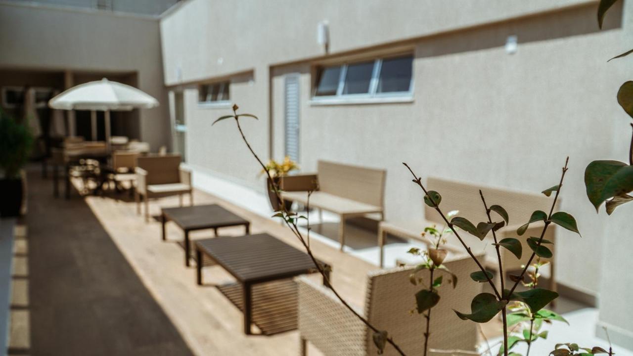 Annaya Suites Vicosa  Bagian luar foto