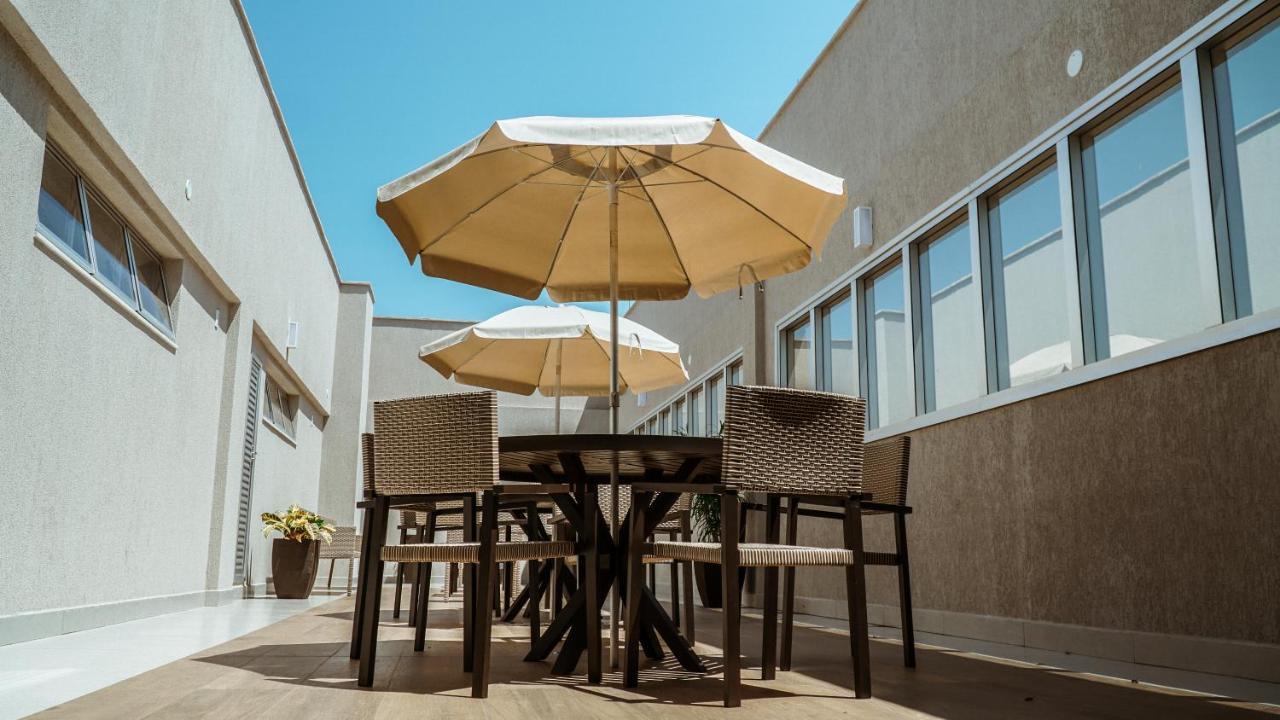 Annaya Suites Vicosa  Bagian luar foto